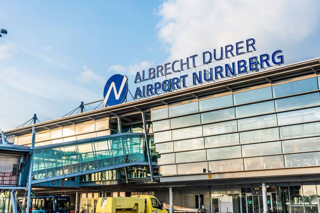 Blick auf den Albrecht Dürer Flughafen in Nürnberg